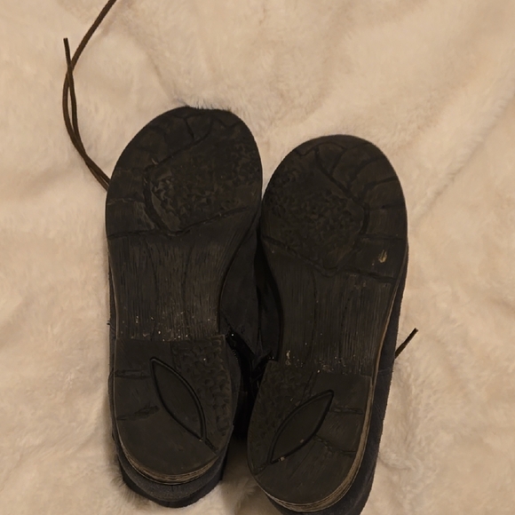 Blue Lace Up Boots with Suede Finish - Picture 4 of 5